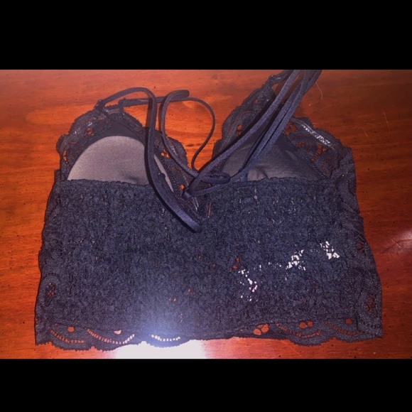 2 VS Pink Bralette Bundle! (XS) 🖤🤍 - Picture 4 of 5